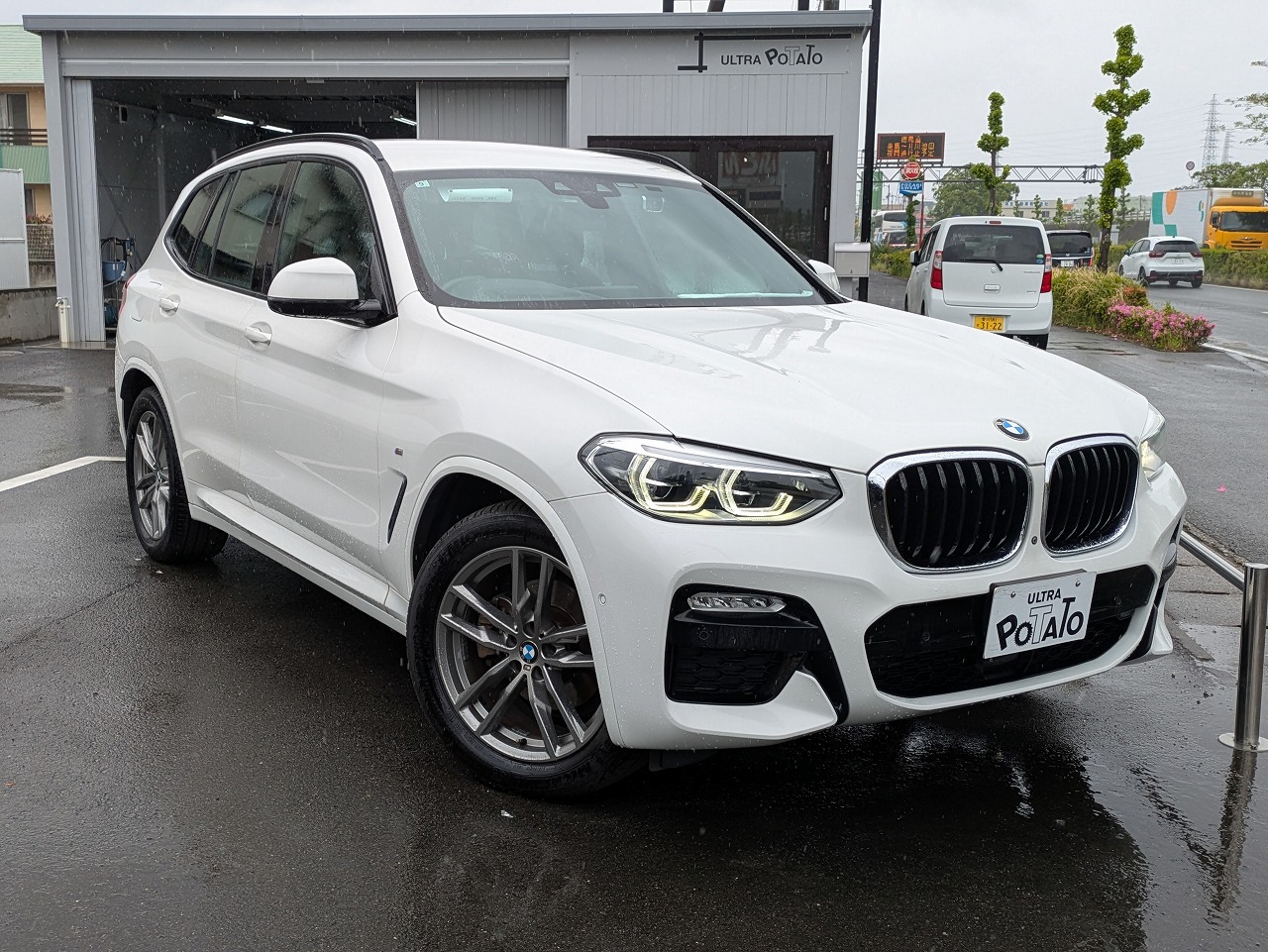 BMW　X３　XDrive20d　Mスポーツ