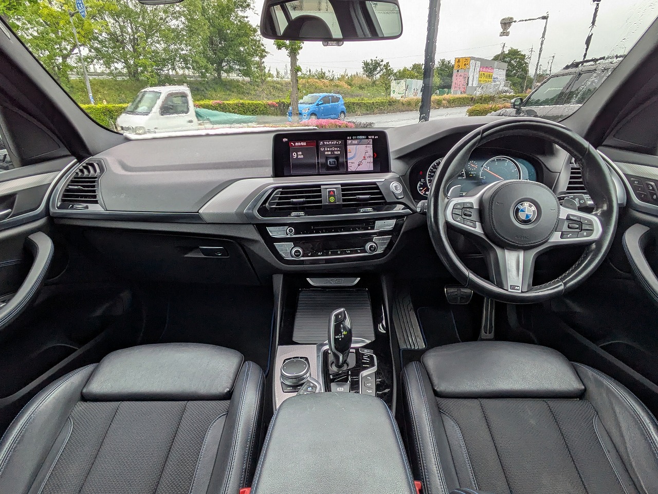 BMW　X３　XDrive20d　Mスポーツ2